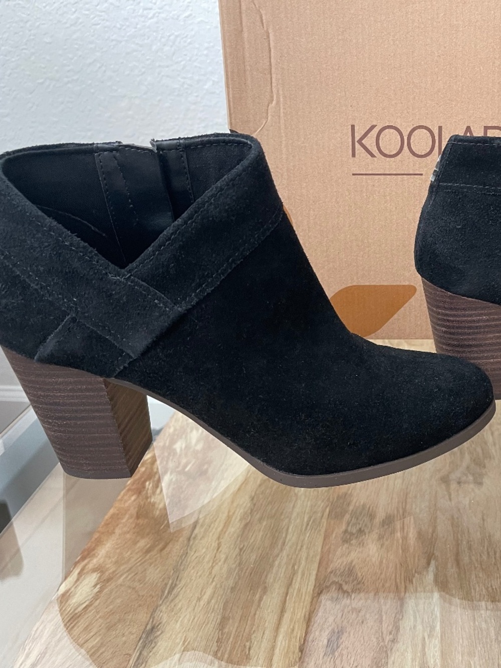 Koolaburra by Ugg Booties Amalea 9